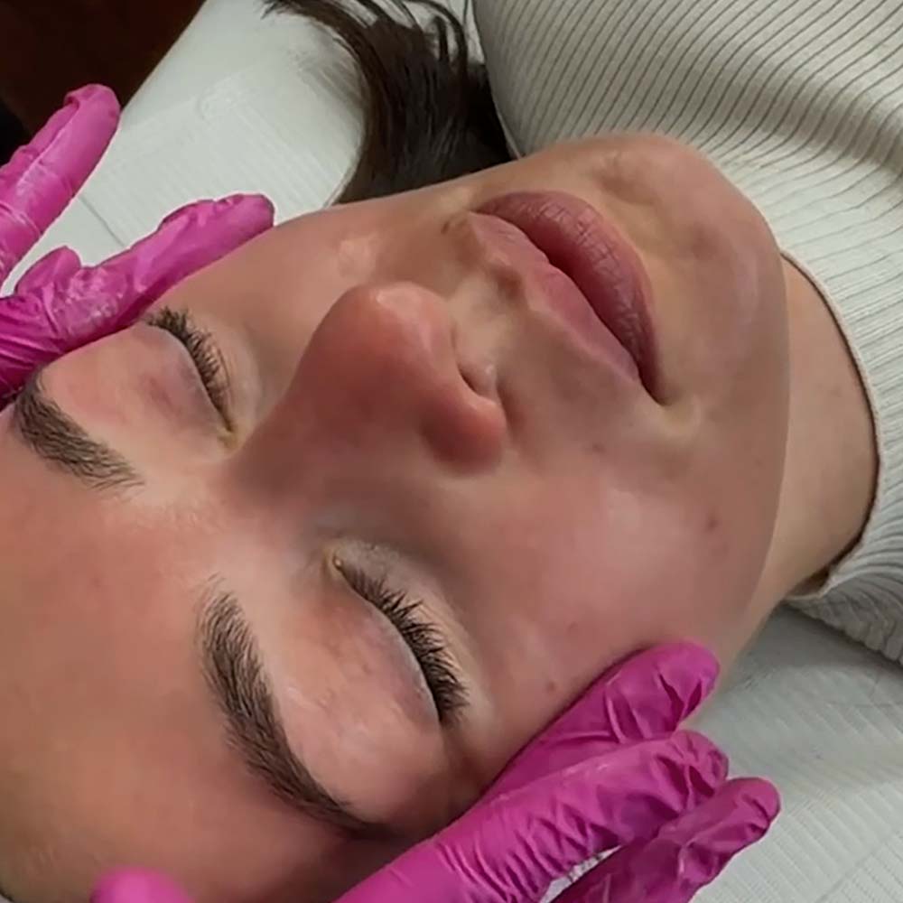 Carbon Facial - Refresh & Protect